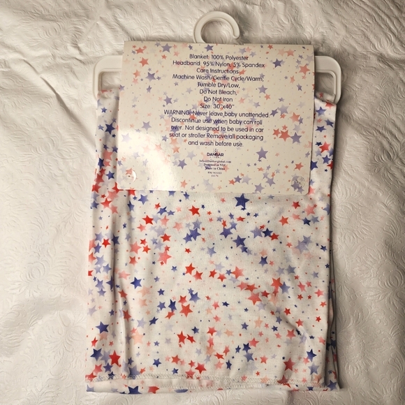Baby Blanket and Headwrap White Red Blue Stars 30" x 40" 2 Pc Baby Gift Set NWT - Picture 3 of 6
